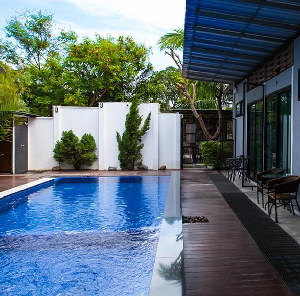 Pamoni Hotell Chaweng Beach Exteriör bild